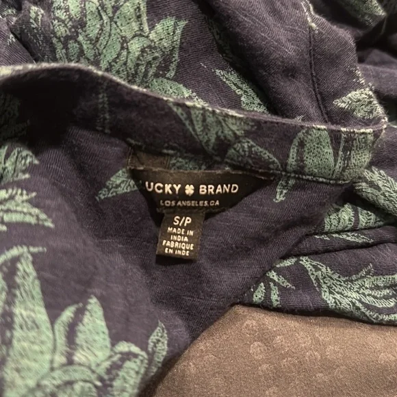 Lucky brand long sleeve size small women’s - Picture 7 of 7